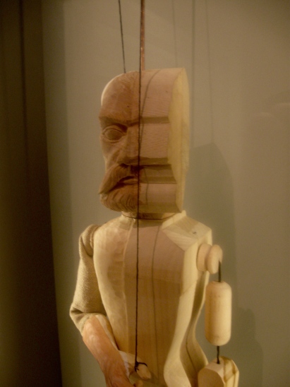 Marionette Carving